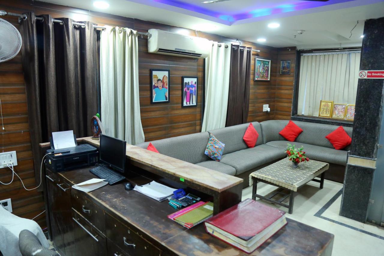 ניו דלהי Aerocity Hotel Jindal Palace Delhi- A Well Hygiene Property"All Staff Vaccinated " מראה חיצוני תמונה