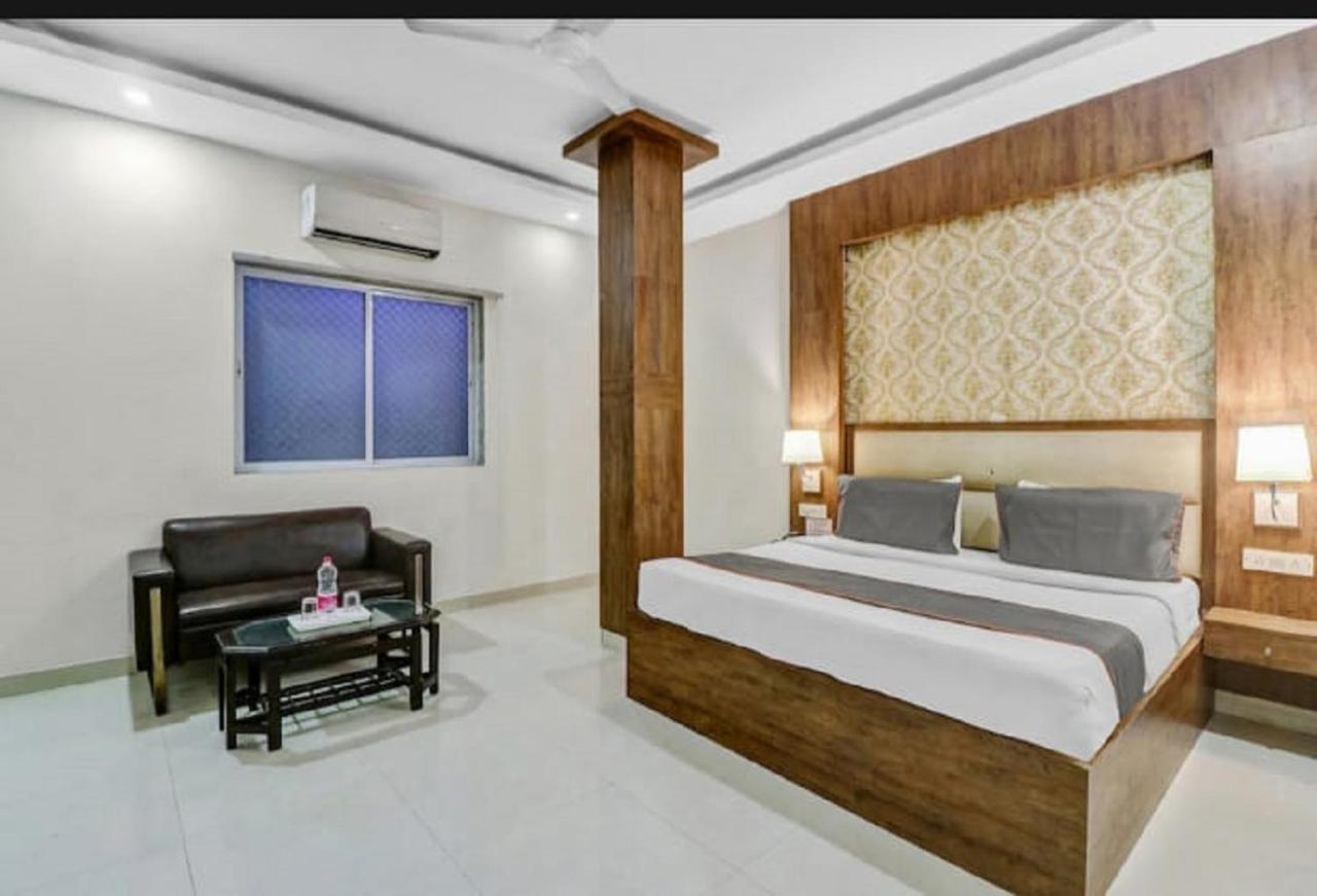 ניו דלהי Aerocity Hotel Jindal Palace Delhi- A Well Hygiene Property"All Staff Vaccinated " מראה חיצוני תמונה