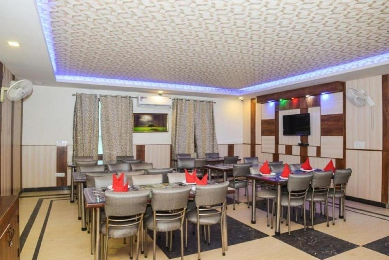 ניו דלהי Aerocity Hotel Jindal Palace Delhi- A Well Hygiene Property"All Staff Vaccinated " מראה חיצוני תמונה