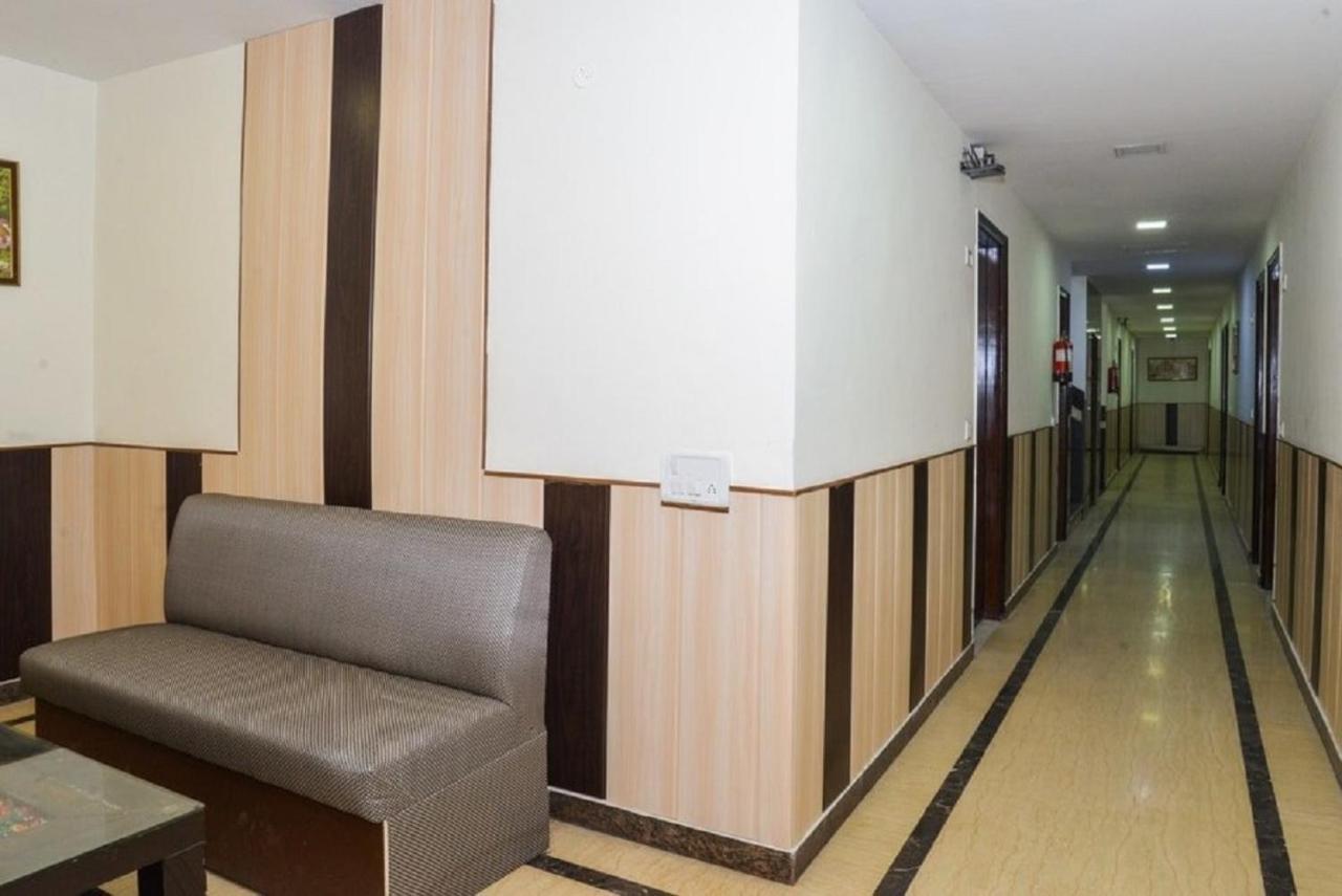 ניו דלהי Aerocity Hotel Jindal Palace Delhi- A Well Hygiene Property"All Staff Vaccinated " מראה חיצוני תמונה
